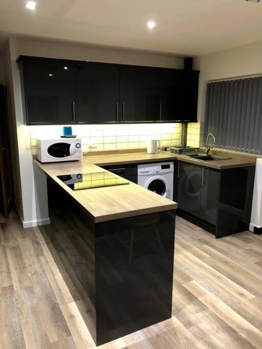 Amlwch Coastal Bungalow, Sleeps 5 And Ideal For Walkers מראה חיצוני תמונה