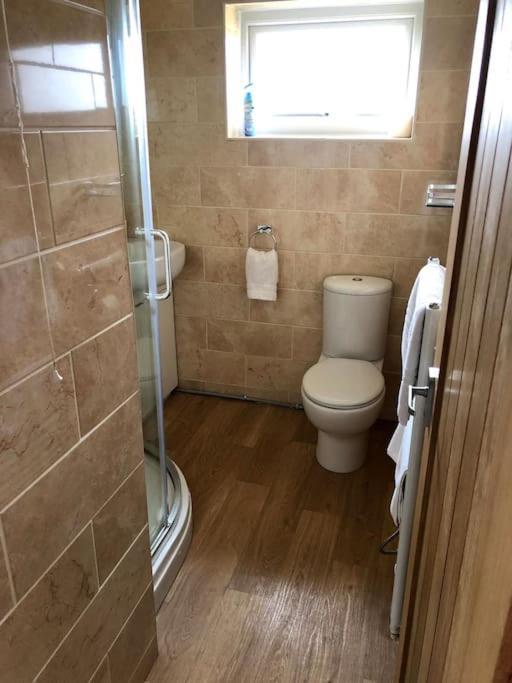 Amlwch Coastal Bungalow, Sleeps 5 And Ideal For Walkers מראה חיצוני תמונה